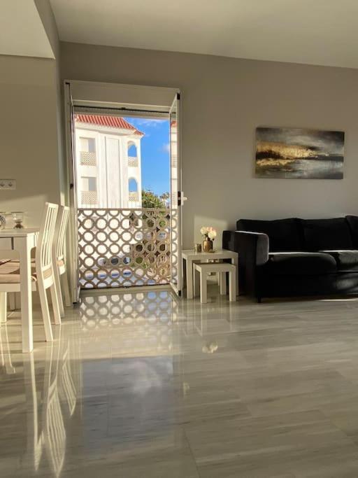 Lovely Tona Torremolinos Zewnętrze zdjęcie